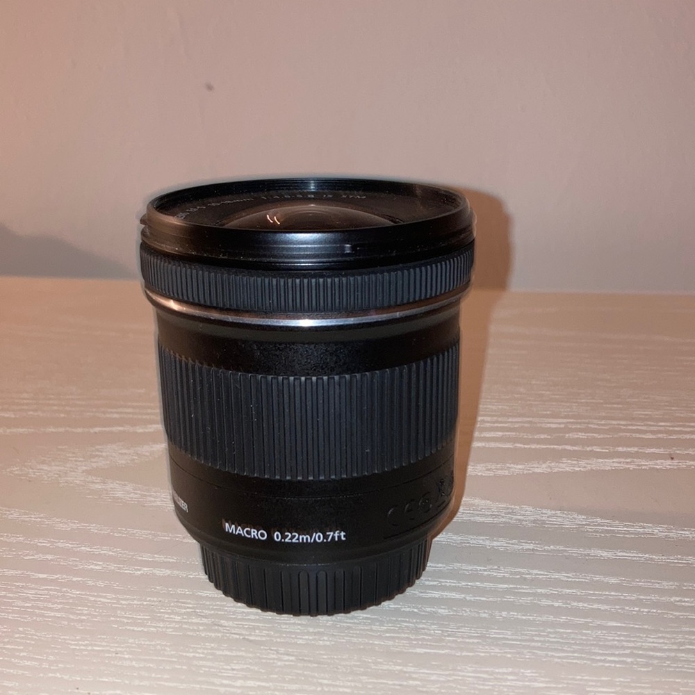 Canon EF-S Lens 10-18mm